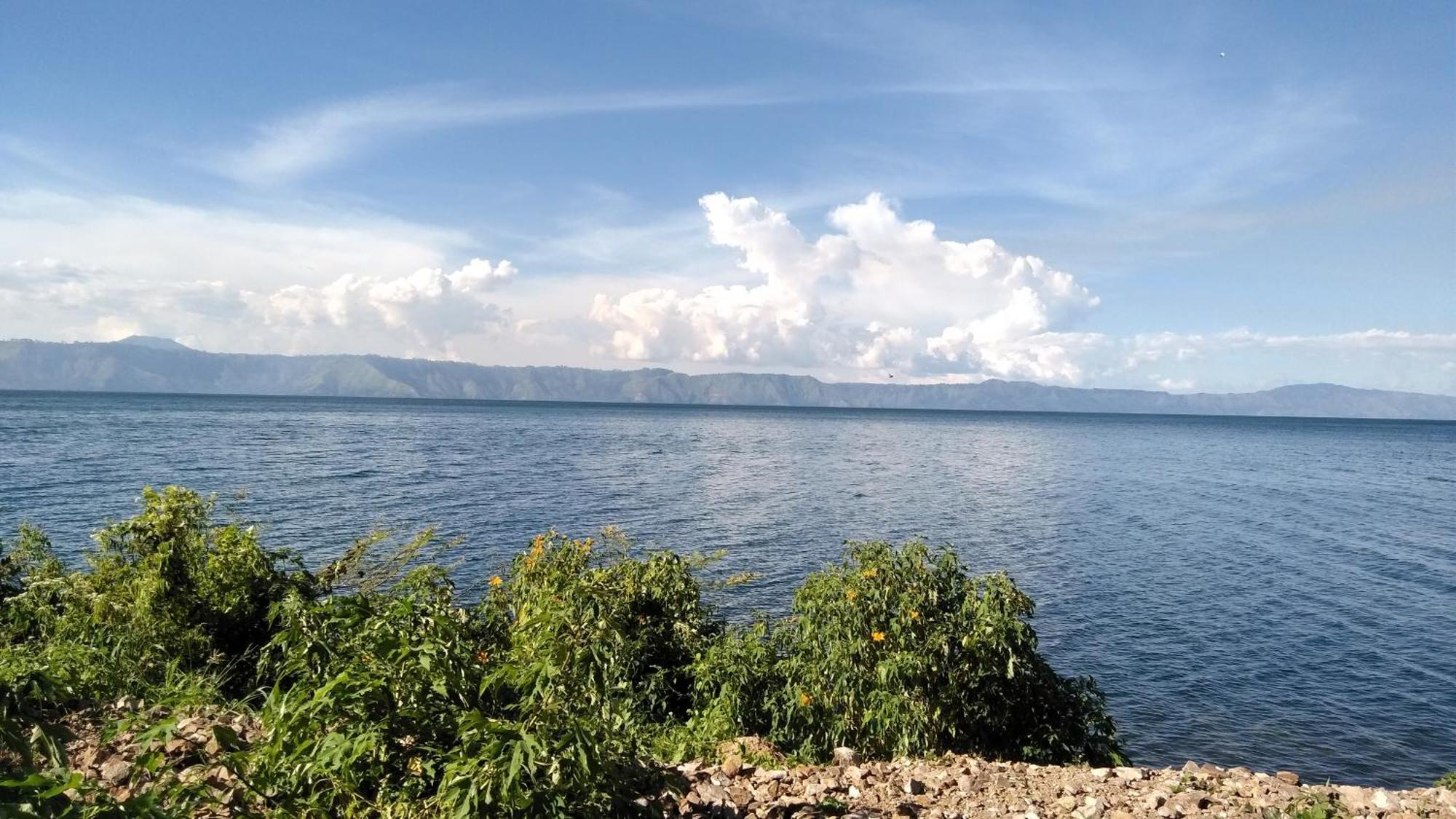 Vulkaan Homestay Berastagi Buitenkant foto