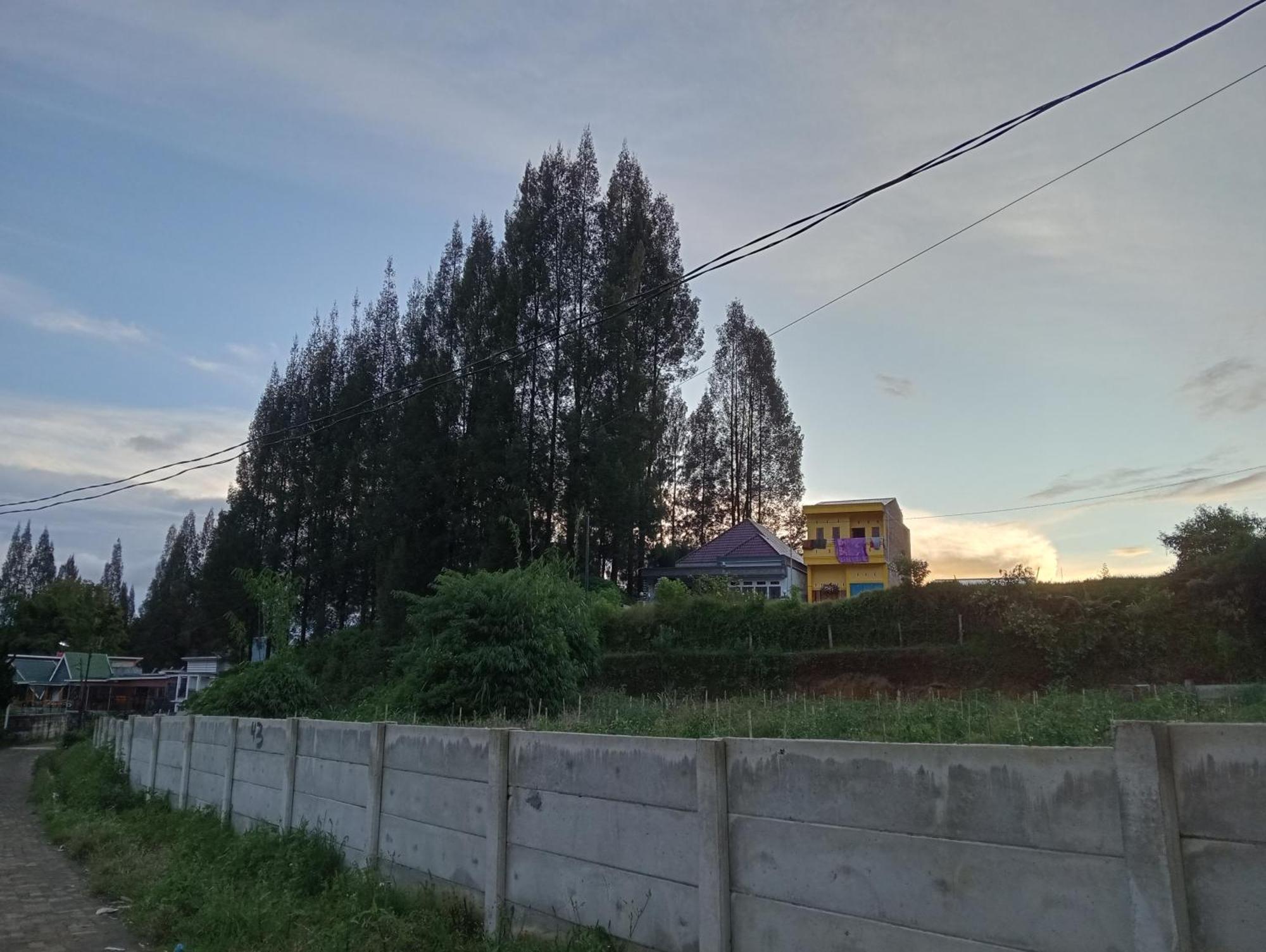 Vulkaan Homestay Berastagi Buitenkant foto