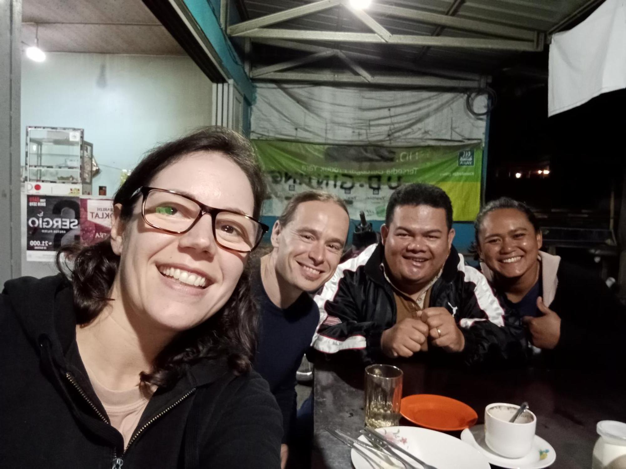 Vulkaan Homestay Berastagi Buitenkant foto