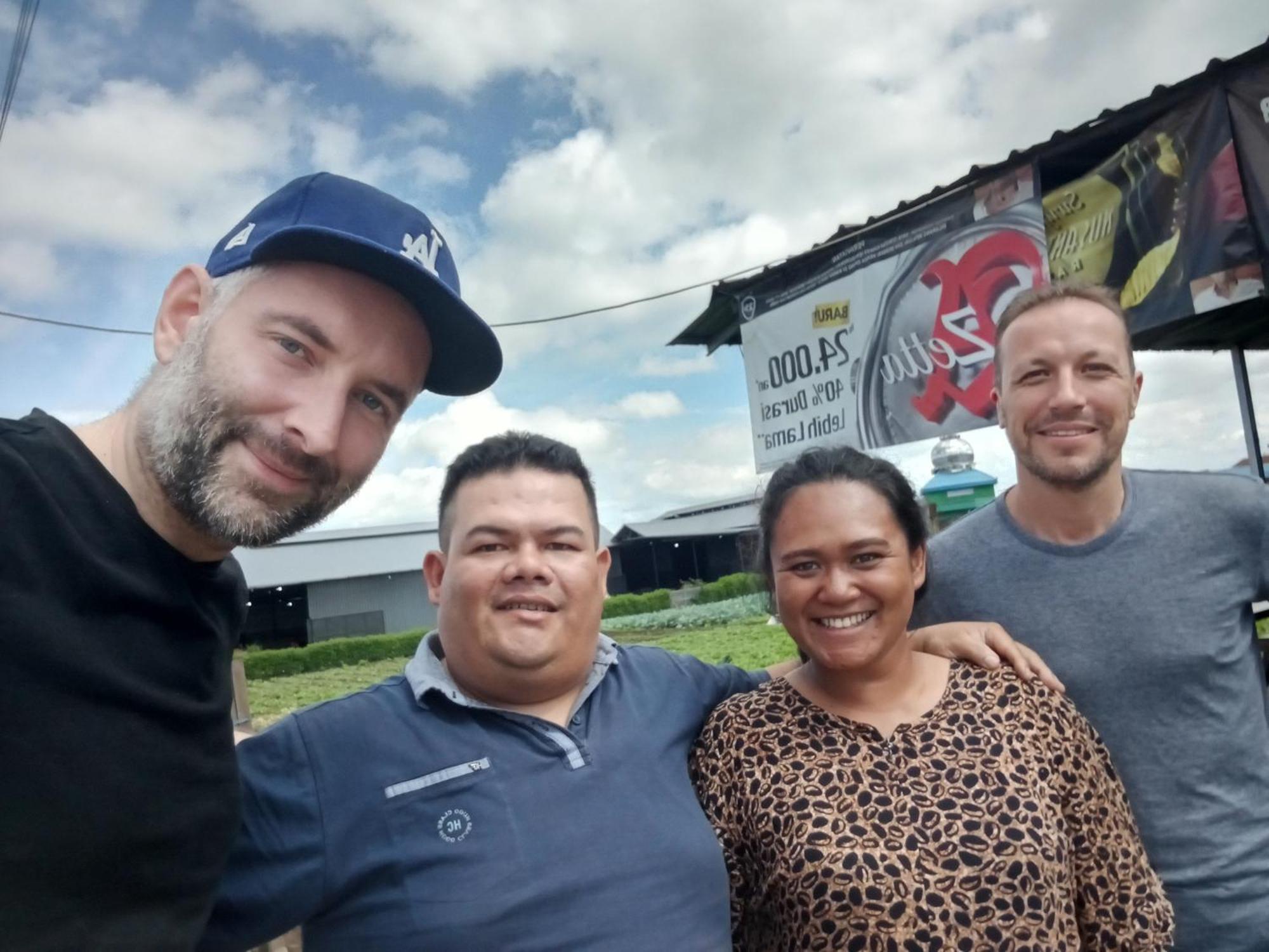 Vulkaan Homestay Berastagi Buitenkant foto
